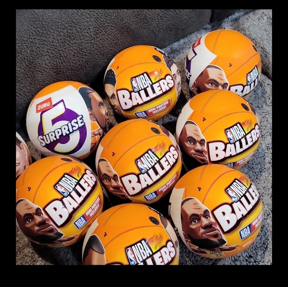 Zuru NBA Ballers Surprise Balls Set - Picture 3 of 16